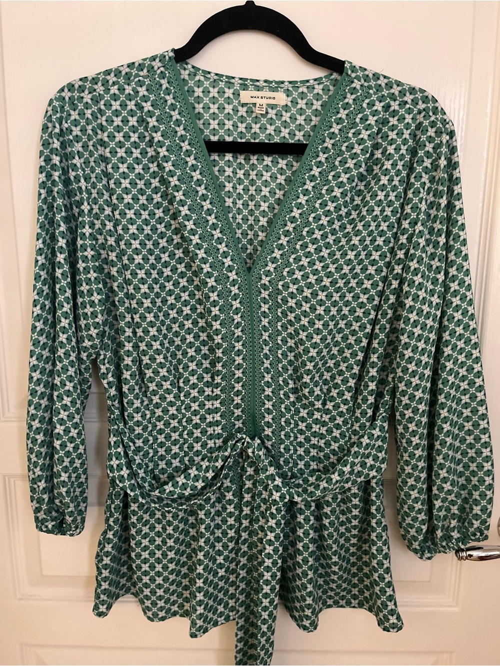Max Studio Green and White Printed V-Neck Blouse